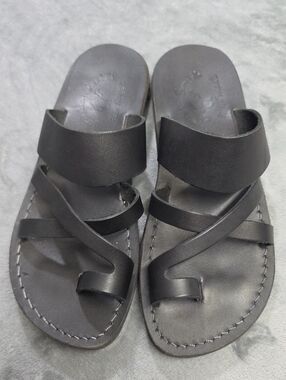 Classic Black Multi-Strap Women’s Slide Sandals